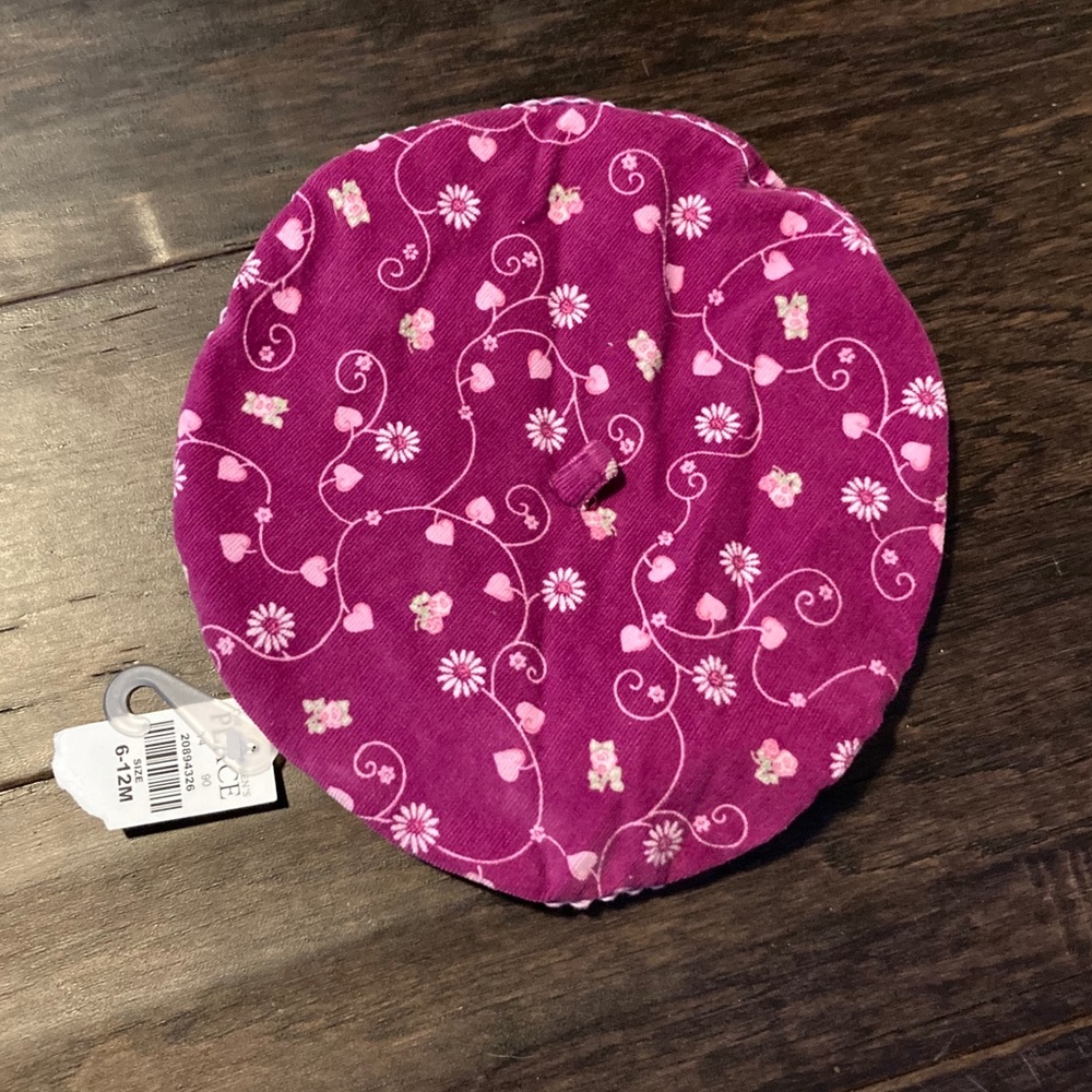 The Children’s Place beret.